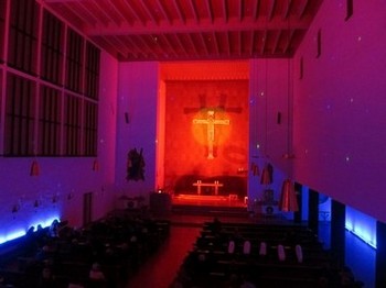 Licht & Orgel - das Kirchenschiff